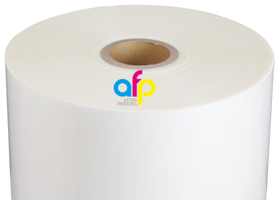 PET BOPP ฟิล์มลามิเนตม้วนฐานหลายอัดขึ้นรูปม้วนความร้อนลามิเนตที่ชัดเจน