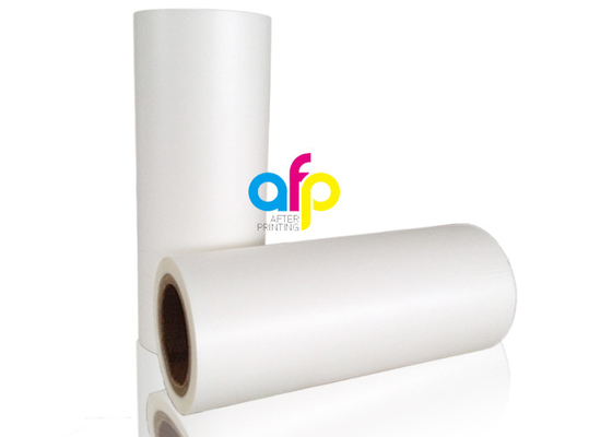 ฟิล์มเคลือบคุณภาพสูงเคลือบฟิล์มความร้อน Bopp สีขาวสำหรับกระดาษ / กระดาษแข็ง