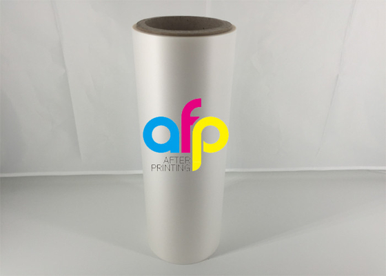 ฟิล์มลามิเนตโพลีเอสเตอร์ป้องกันรอยขีดข่วนสำหรับการเคลือบกระดาษ Soft Touch